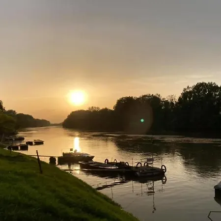 Part Kavezo Es Apartman 酒店 *