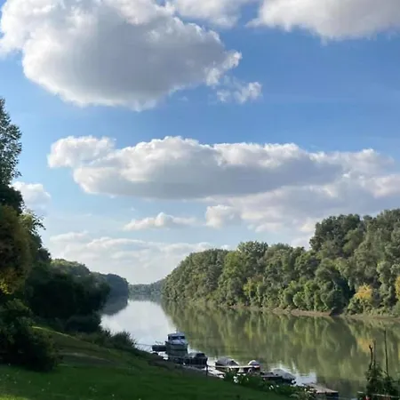 Part Kavezo Es Apartman 酒店 Martfů