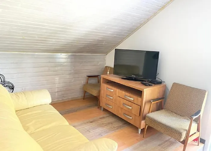 Hotel Part Kavezo Es Apartman Martfů